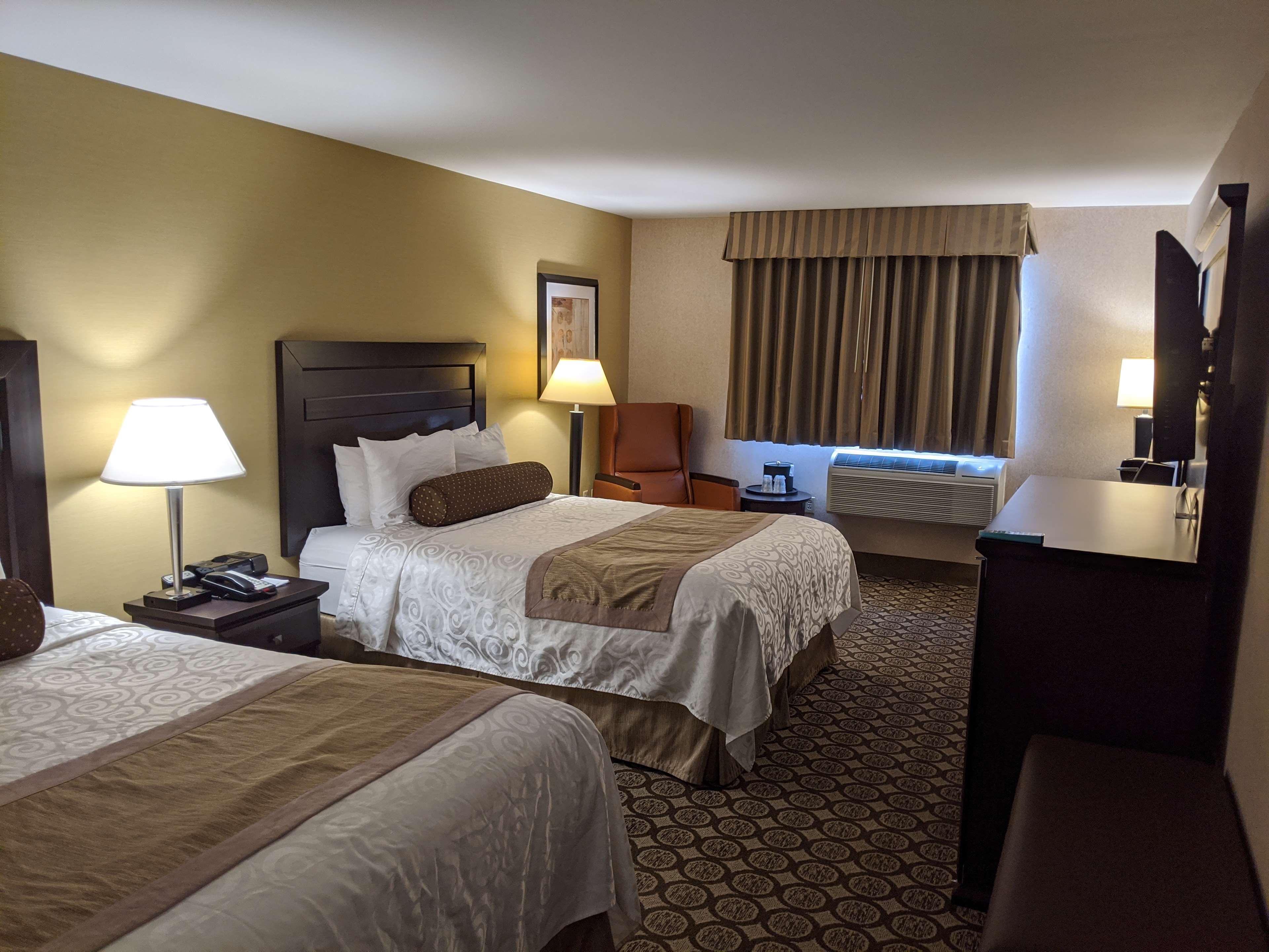 Best Western Plus Inntowner Madison Exterior photo