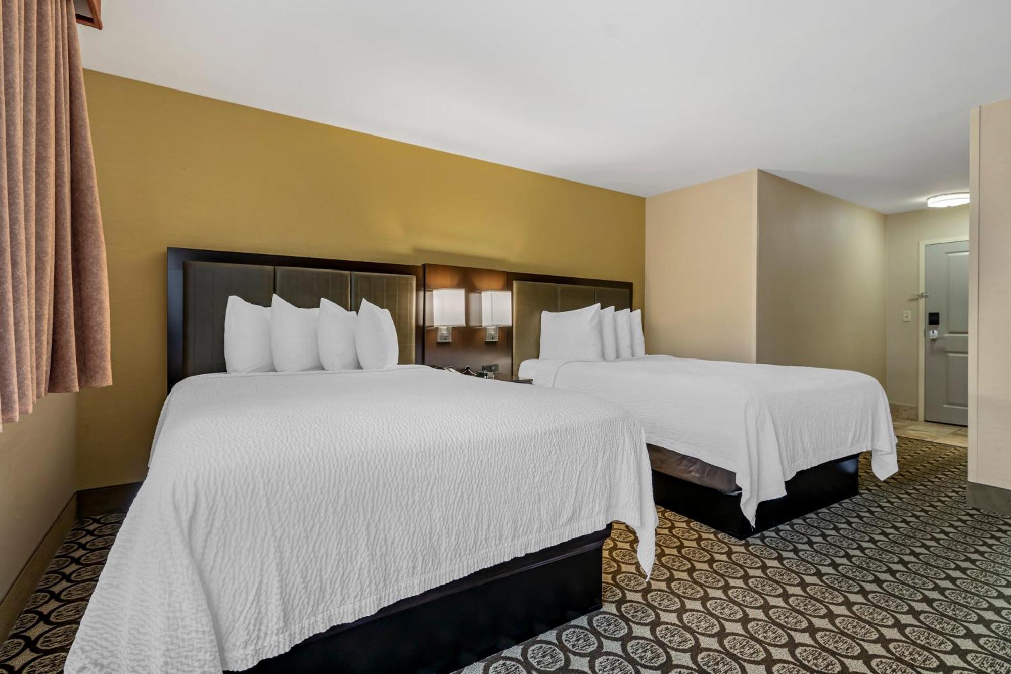 Best Western Plus Inntowner Madison Exterior photo