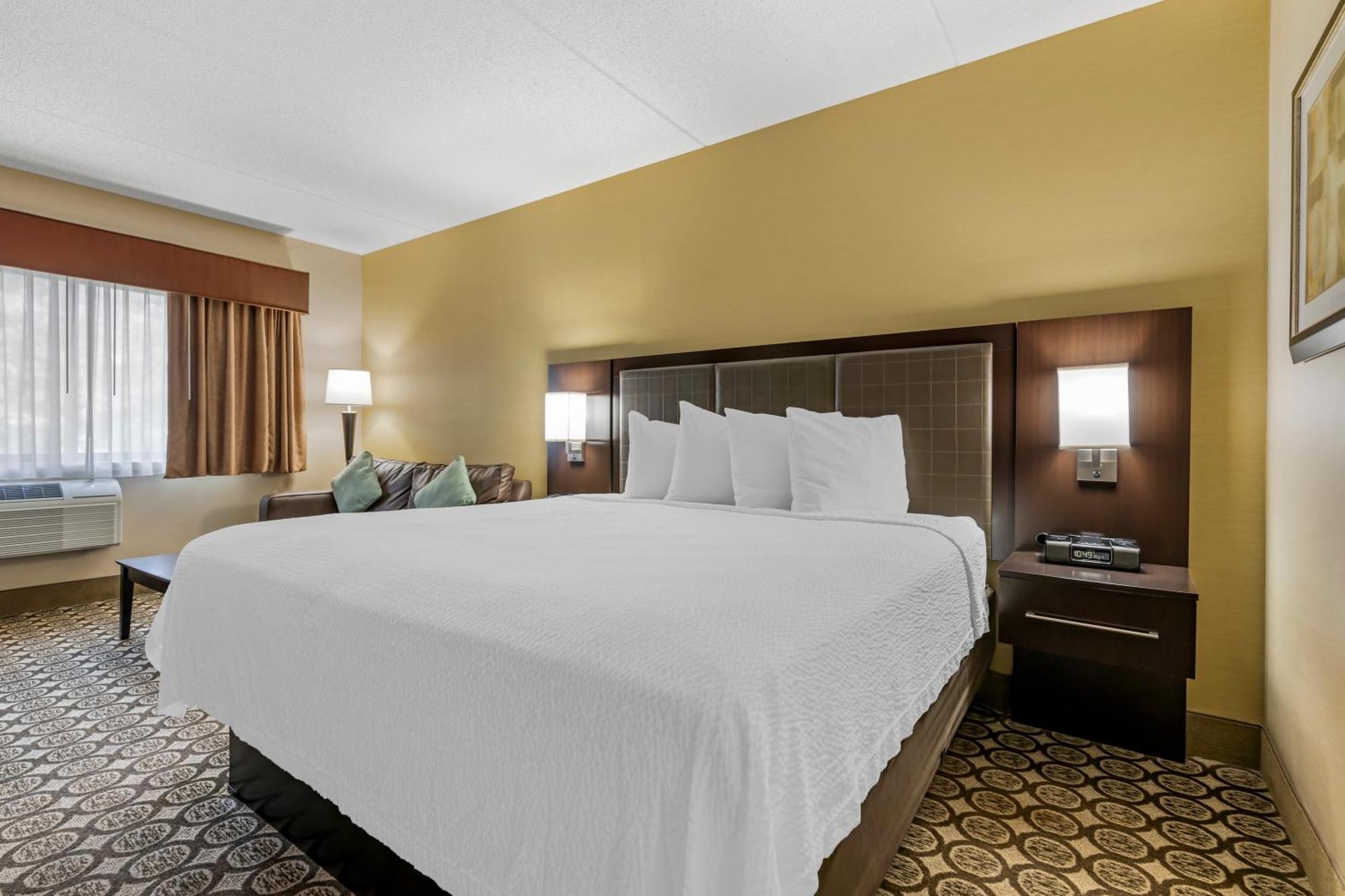 Best Western Plus Inntowner Madison Exterior photo
